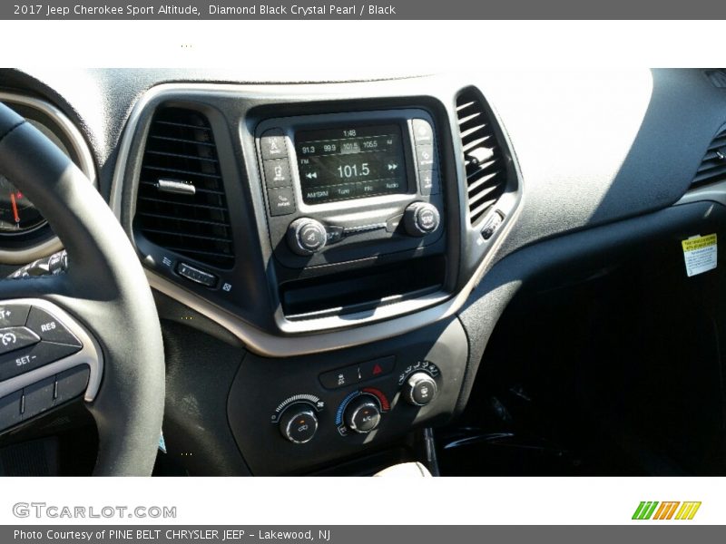 Diamond Black Crystal Pearl / Black 2017 Jeep Cherokee Sport Altitude