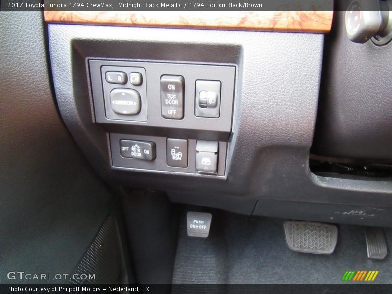 Controls of 2017 Tundra 1794 CrewMax