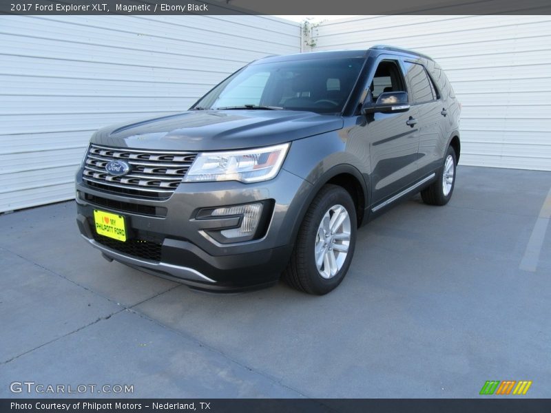 Magnetic / Ebony Black 2017 Ford Explorer XLT