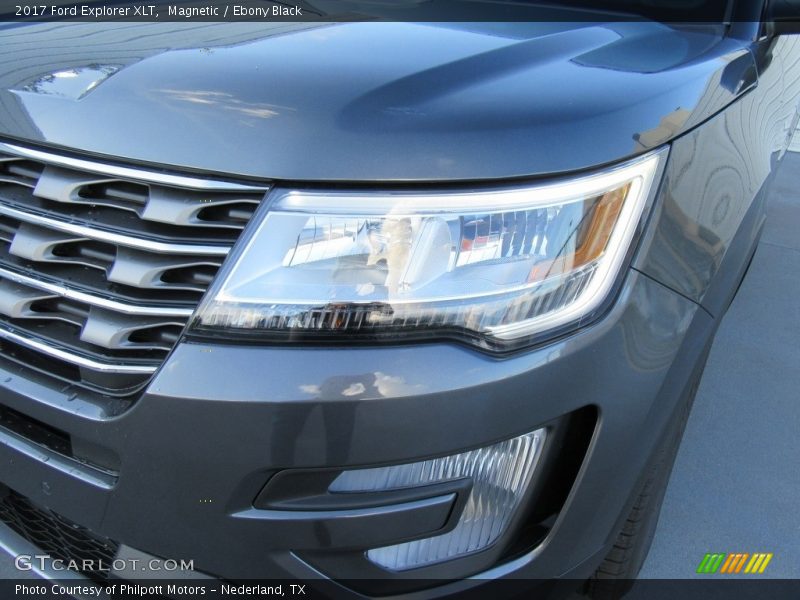 Magnetic / Ebony Black 2017 Ford Explorer XLT
