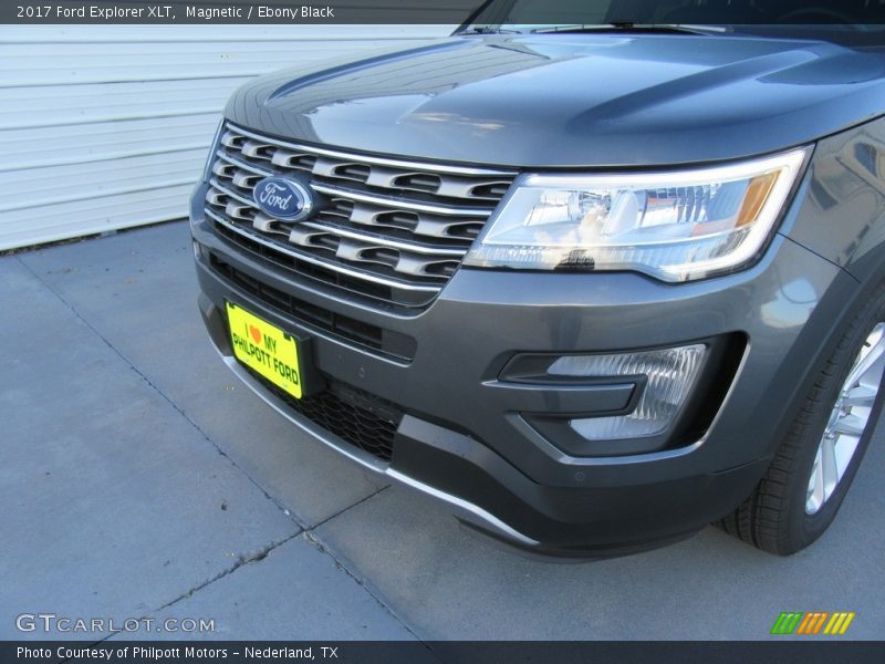 Magnetic / Ebony Black 2017 Ford Explorer XLT