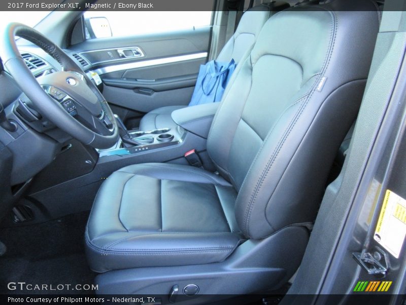 Magnetic / Ebony Black 2017 Ford Explorer XLT