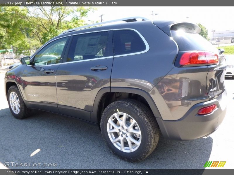 Granite Crystal Metallic / Black 2017 Jeep Cherokee Latitude 4x4