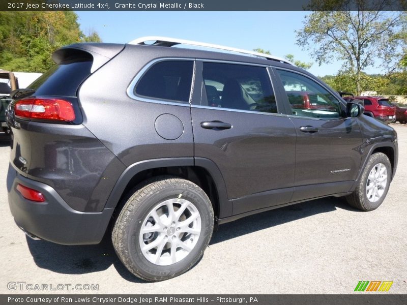 Granite Crystal Metallic / Black 2017 Jeep Cherokee Latitude 4x4