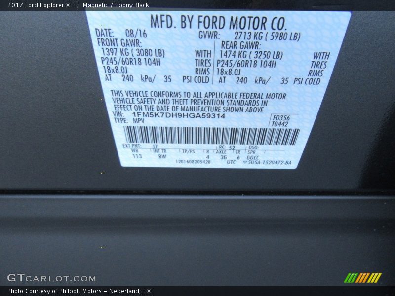 Magnetic / Ebony Black 2017 Ford Explorer XLT