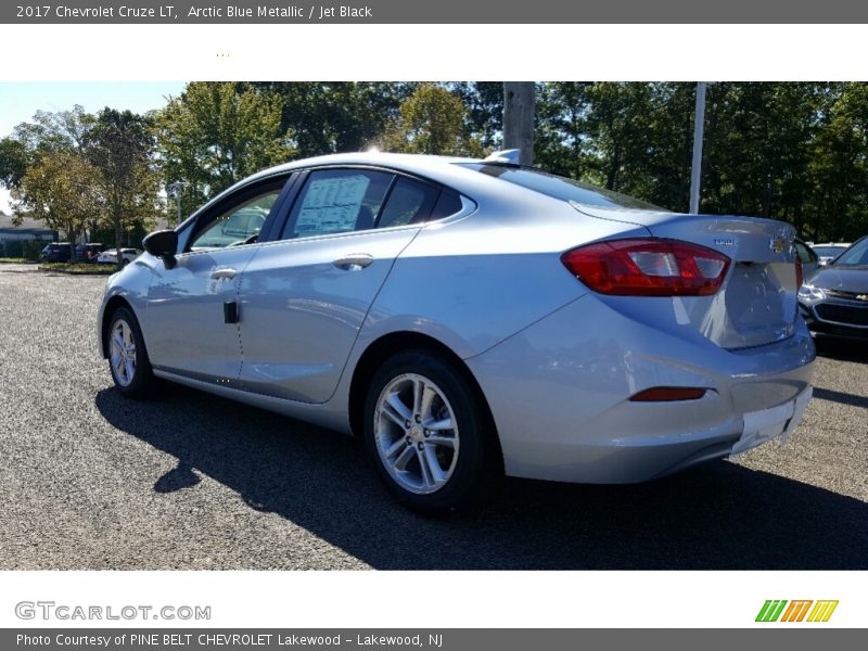 Arctic Blue Metallic / Jet Black 2017 Chevrolet Cruze LT