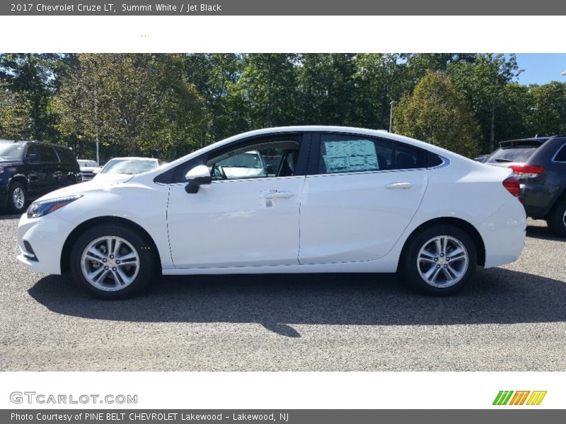 Summit White / Jet Black 2017 Chevrolet Cruze LT