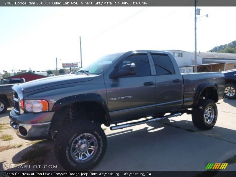 Mineral Gray Metallic / Dark Slate Gray 2005 Dodge Ram 2500 ST Quad Cab 4x4