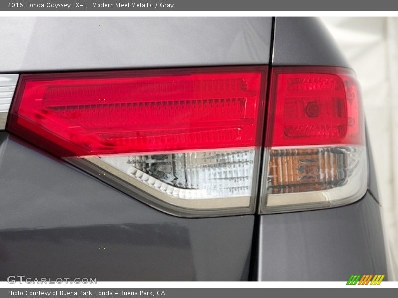 Modern Steel Metallic / Gray 2016 Honda Odyssey EX-L