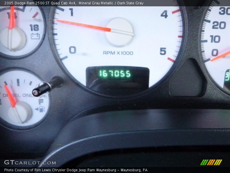 Mineral Gray Metallic / Dark Slate Gray 2005 Dodge Ram 2500 ST Quad Cab 4x4