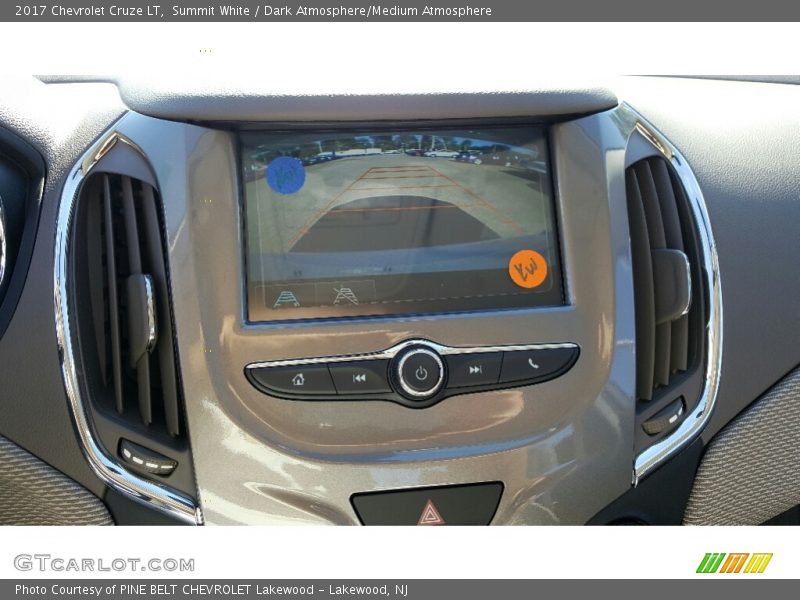 Summit White / Dark Atmosphere/Medium Atmosphere 2017 Chevrolet Cruze LT