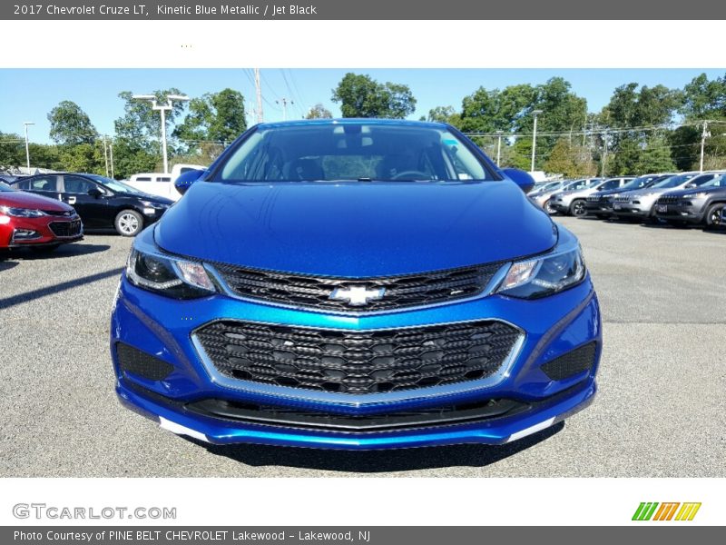 Kinetic Blue Metallic / Jet Black 2017 Chevrolet Cruze LT