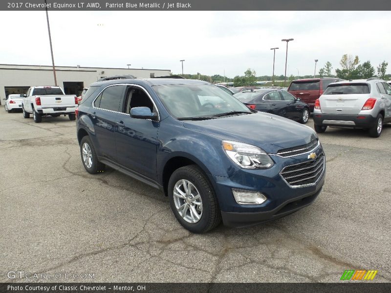 Patriot Blue Metallic / Jet Black 2017 Chevrolet Equinox LT AWD