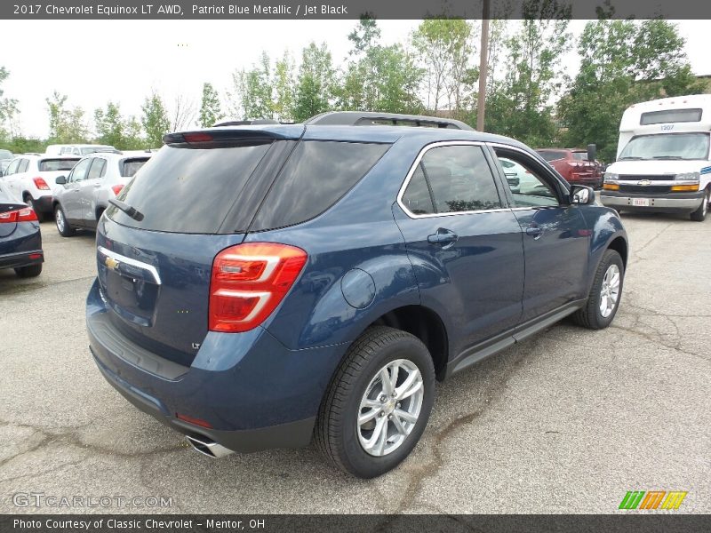 Patriot Blue Metallic / Jet Black 2017 Chevrolet Equinox LT AWD