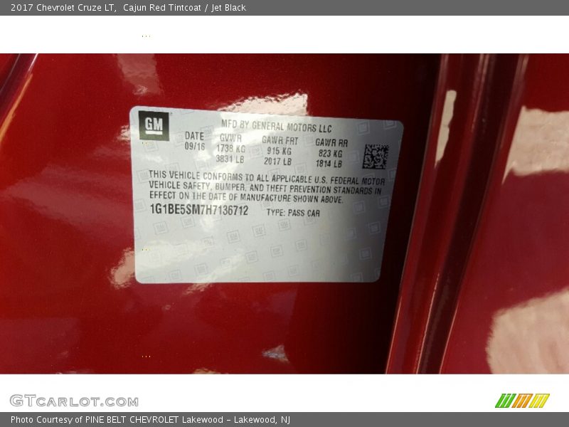 Cajun Red Tintcoat / Jet Black 2017 Chevrolet Cruze LT