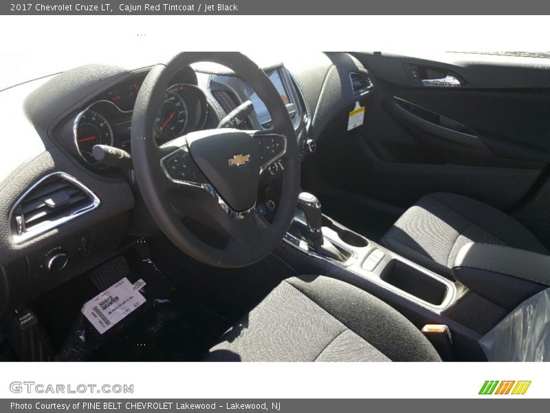 Cajun Red Tintcoat / Jet Black 2017 Chevrolet Cruze LT