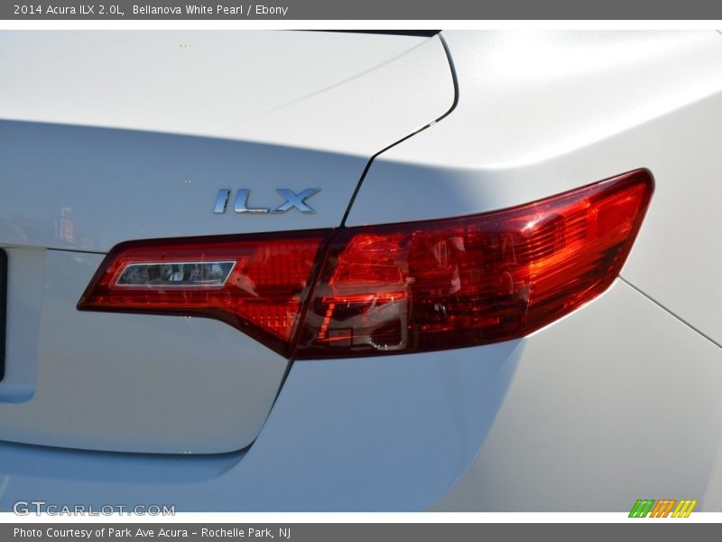 Bellanova White Pearl / Ebony 2014 Acura ILX 2.0L