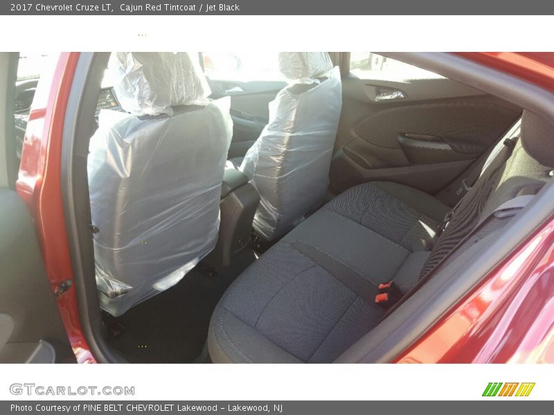 Cajun Red Tintcoat / Jet Black 2017 Chevrolet Cruze LT