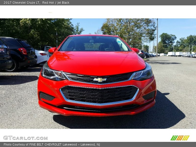 Red Hot / Jet Black 2017 Chevrolet Cruze LT