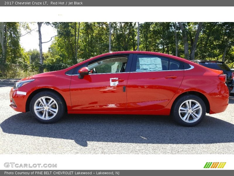 Red Hot / Jet Black 2017 Chevrolet Cruze LT