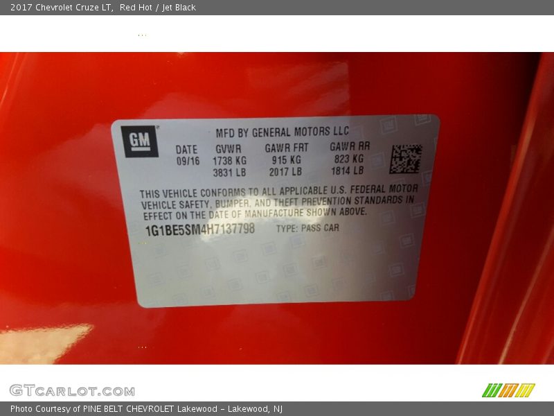 Red Hot / Jet Black 2017 Chevrolet Cruze LT