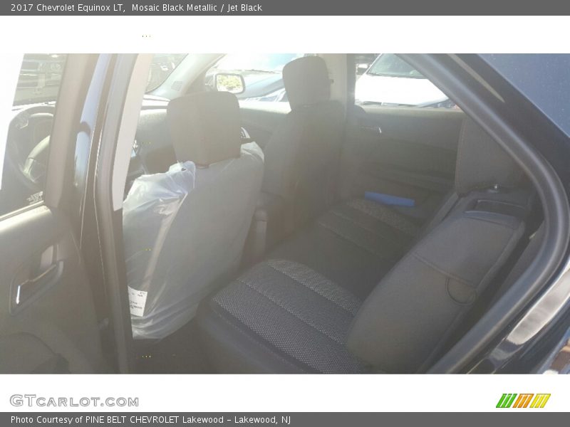 Mosaic Black Metallic / Jet Black 2017 Chevrolet Equinox LT