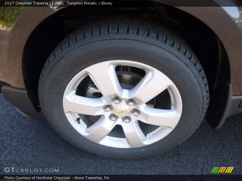 Tungsten Metallic / Ebony 2017 Chevrolet Traverse LT AWD