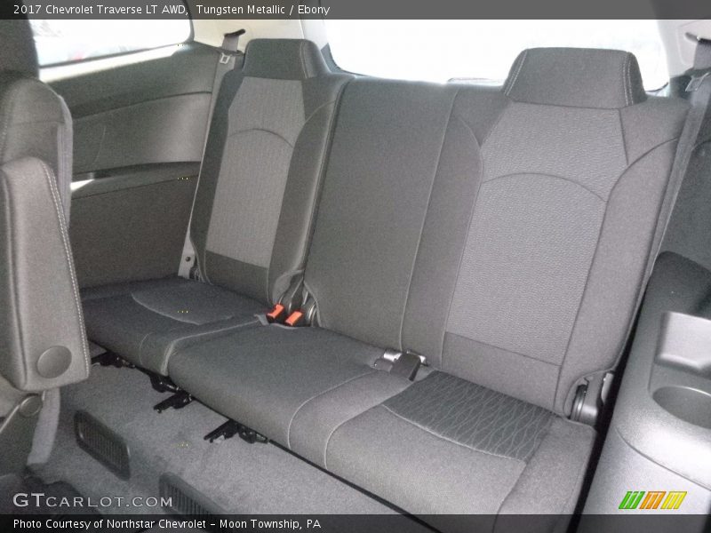 Tungsten Metallic / Ebony 2017 Chevrolet Traverse LT AWD