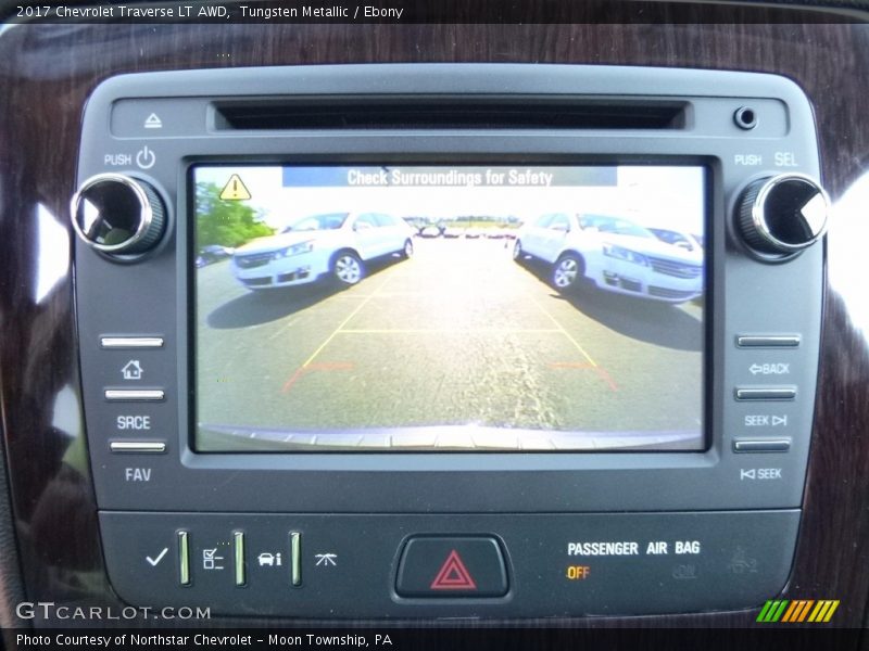 Tungsten Metallic / Ebony 2017 Chevrolet Traverse LT AWD