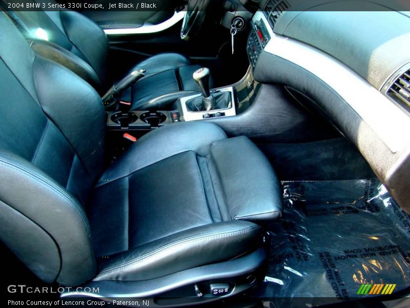 Jet Black / Black 2004 BMW 3 Series 330i Coupe