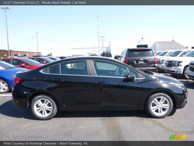 Mosaic Black Metallic / Jet Black 2017 Chevrolet Cruze LT