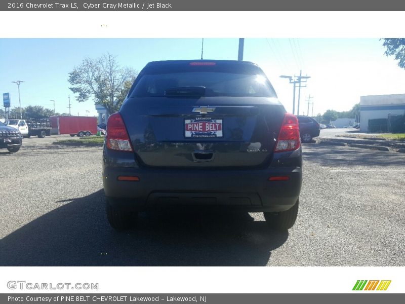 Cyber Gray Metallic / Jet Black 2016 Chevrolet Trax LS