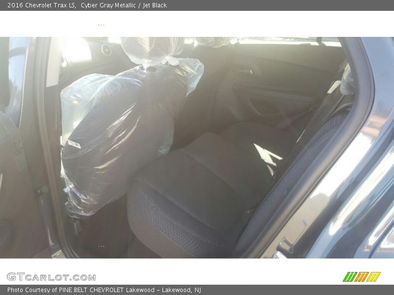 Cyber Gray Metallic / Jet Black 2016 Chevrolet Trax LS