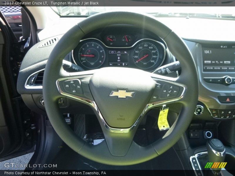 Tungsten Metallic / Jet Black 2017 Chevrolet Cruze LT