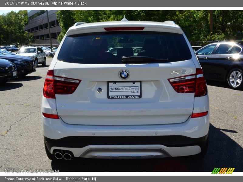 Alpine White / Black 2016 BMW X3 xDrive28i