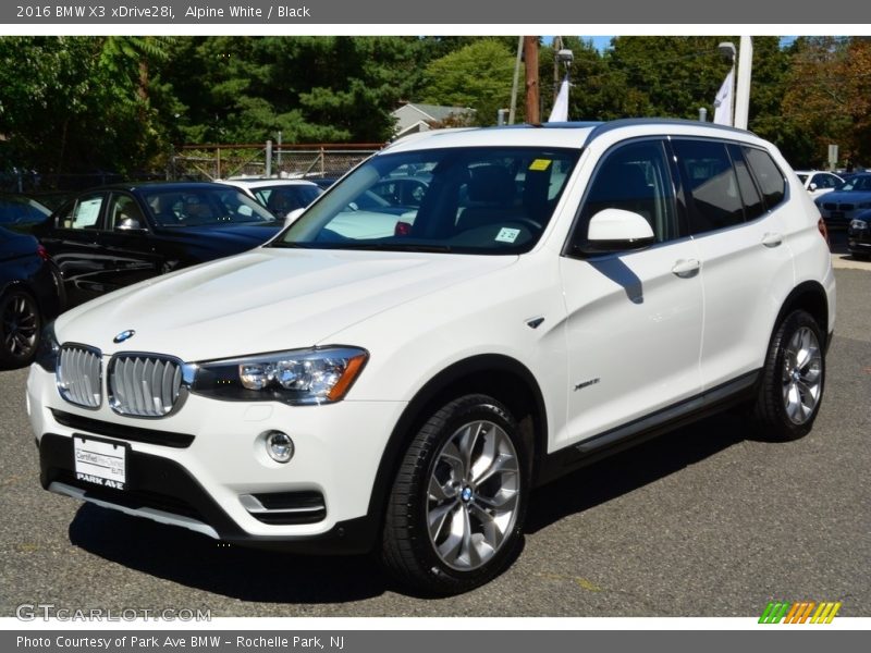 Alpine White / Black 2016 BMW X3 xDrive28i