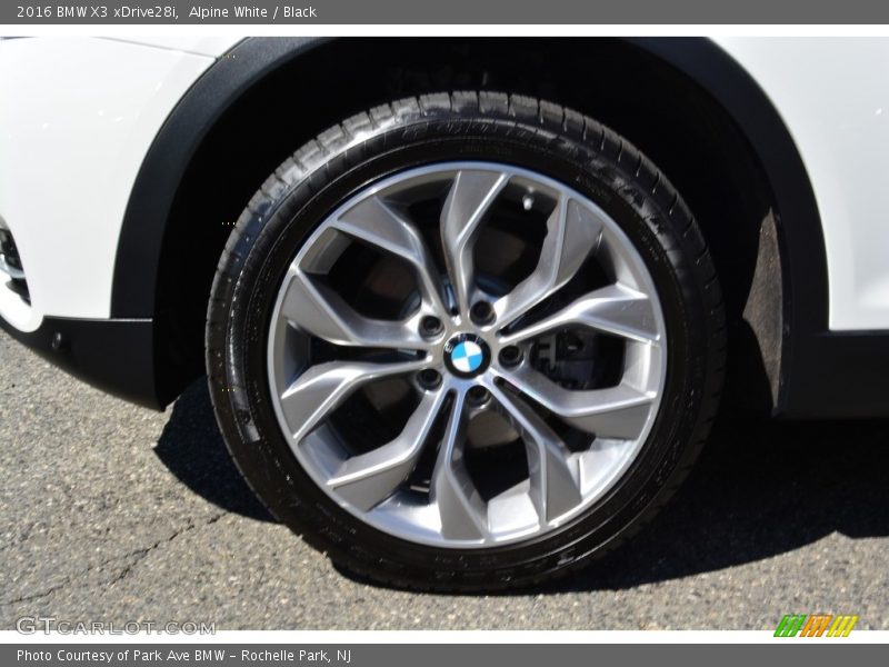 Alpine White / Black 2016 BMW X3 xDrive28i