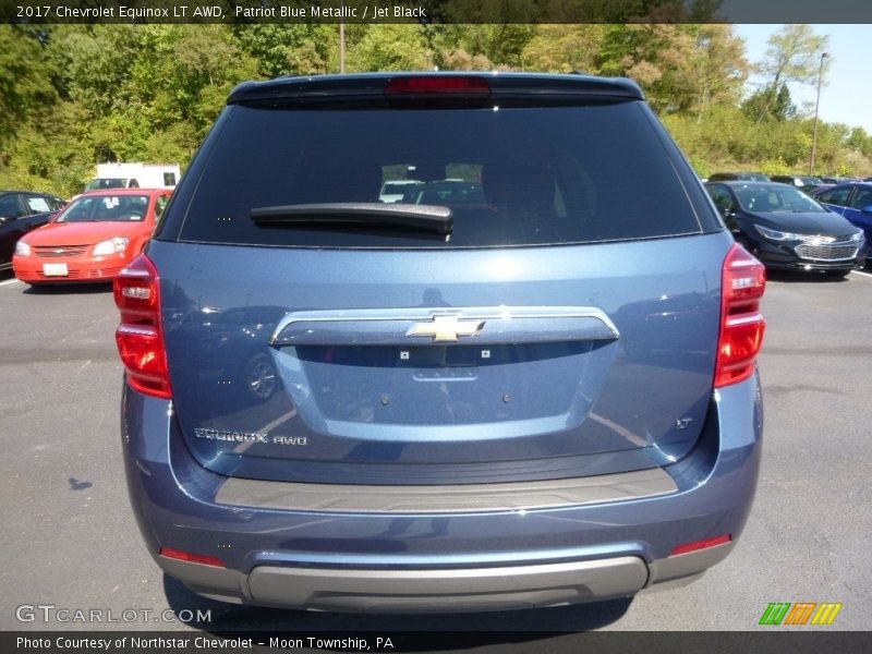 Patriot Blue Metallic / Jet Black 2017 Chevrolet Equinox LT AWD
