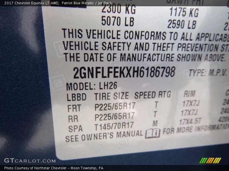 Patriot Blue Metallic / Jet Black 2017 Chevrolet Equinox LT AWD