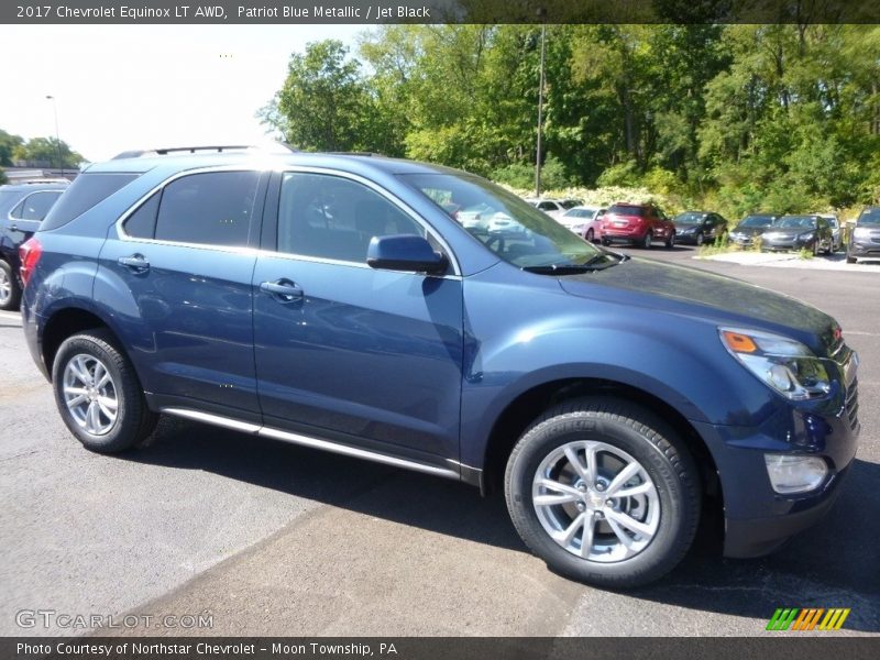 Patriot Blue Metallic / Jet Black 2017 Chevrolet Equinox LT AWD