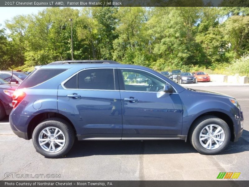 Patriot Blue Metallic / Jet Black 2017 Chevrolet Equinox LT AWD