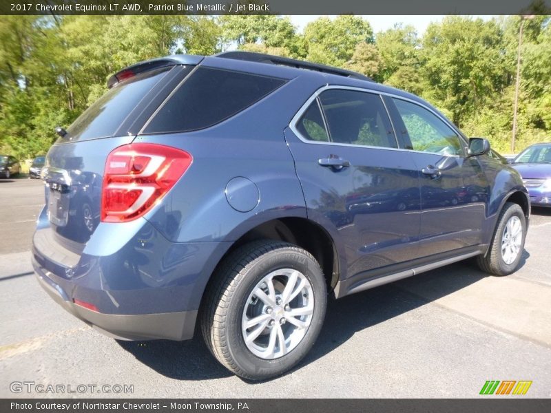 Patriot Blue Metallic / Jet Black 2017 Chevrolet Equinox LT AWD