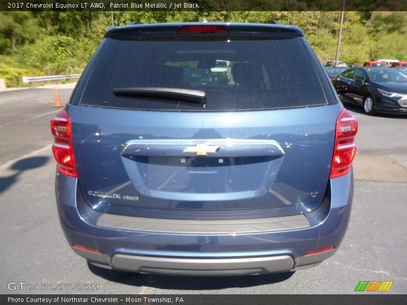 Patriot Blue Metallic / Jet Black 2017 Chevrolet Equinox LT AWD