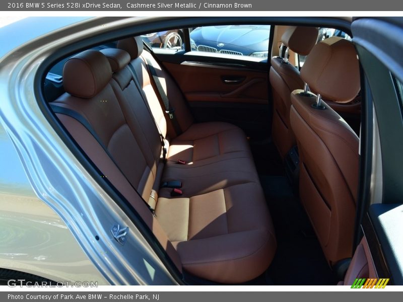 Cashmere Silver Metallic / Cinnamon Brown 2016 BMW 5 Series 528i xDrive Sedan
