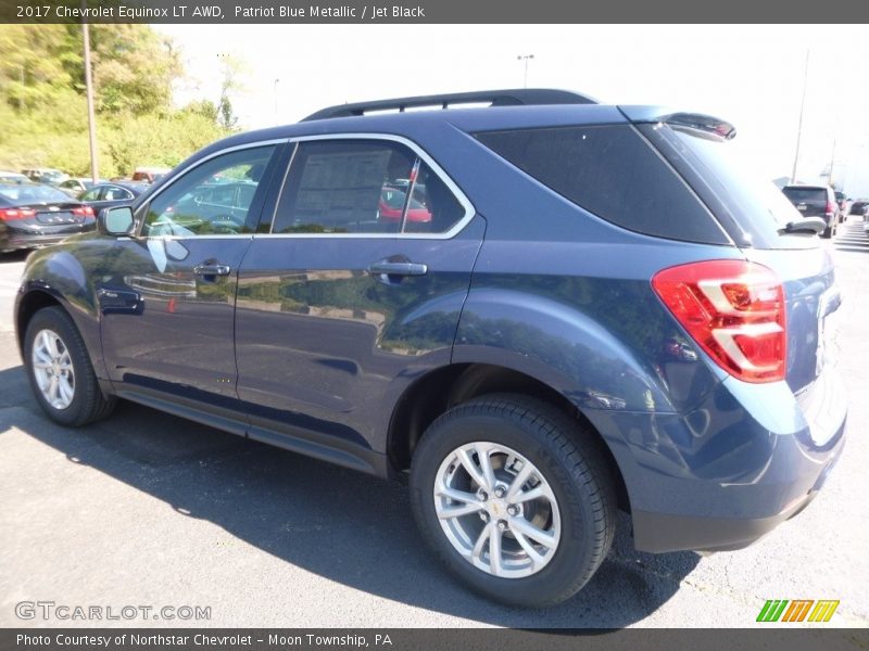 Patriot Blue Metallic / Jet Black 2017 Chevrolet Equinox LT AWD