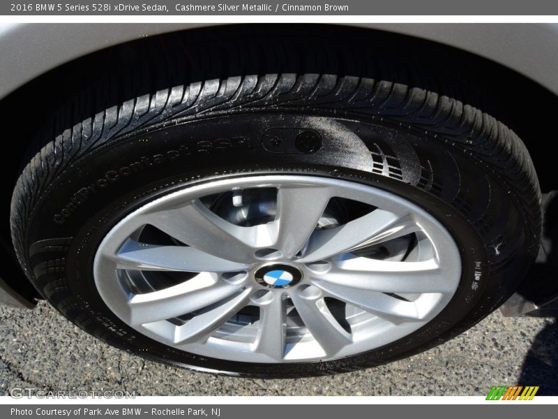 Cashmere Silver Metallic / Cinnamon Brown 2016 BMW 5 Series 528i xDrive Sedan
