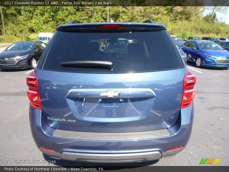 Patriot Blue Metallic / Jet Black 2017 Chevrolet Equinox LT AWD