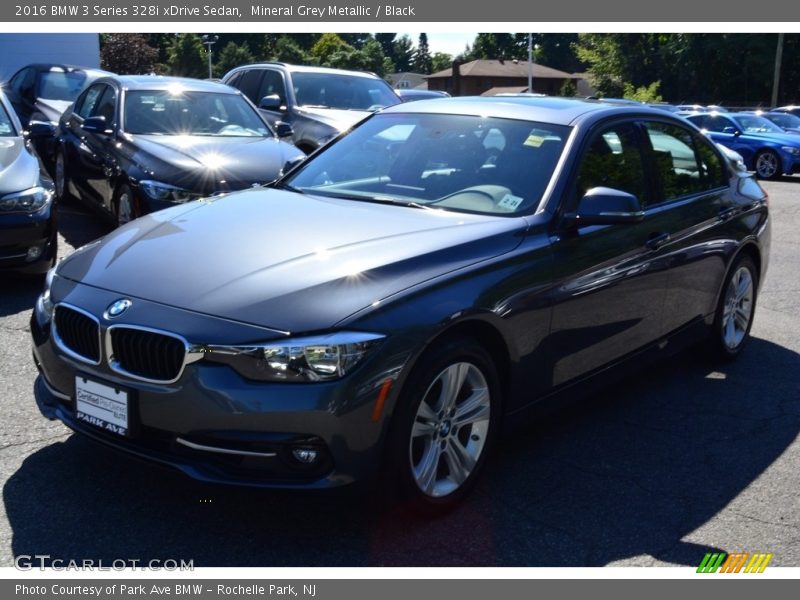 Mineral Grey Metallic / Black 2016 BMW 3 Series 328i xDrive Sedan