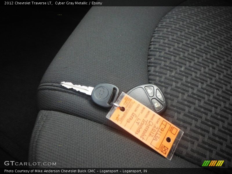 Cyber Gray Metallic / Ebony 2012 Chevrolet Traverse LT