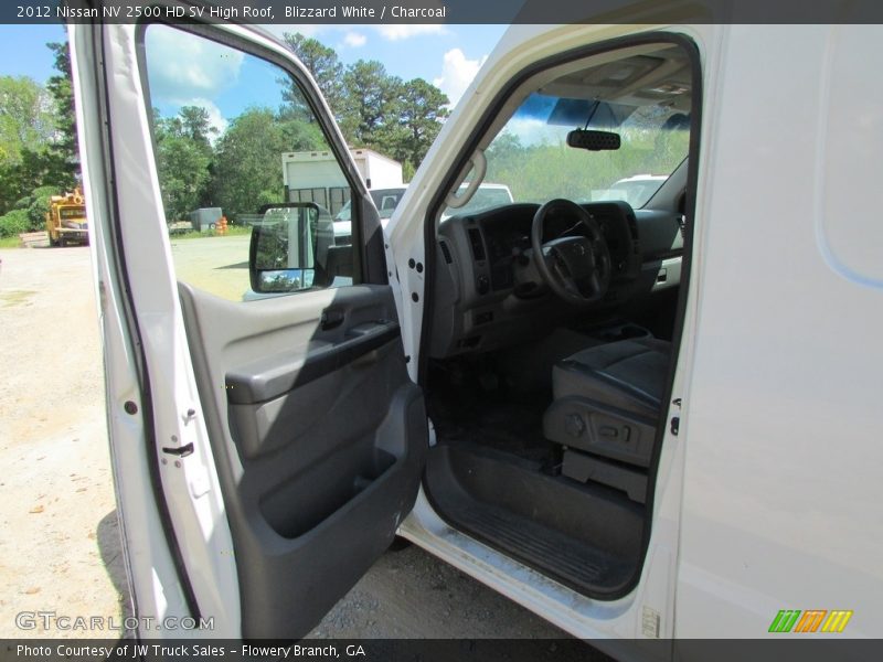 Blizzard White / Charcoal 2012 Nissan NV 2500 HD SV High Roof